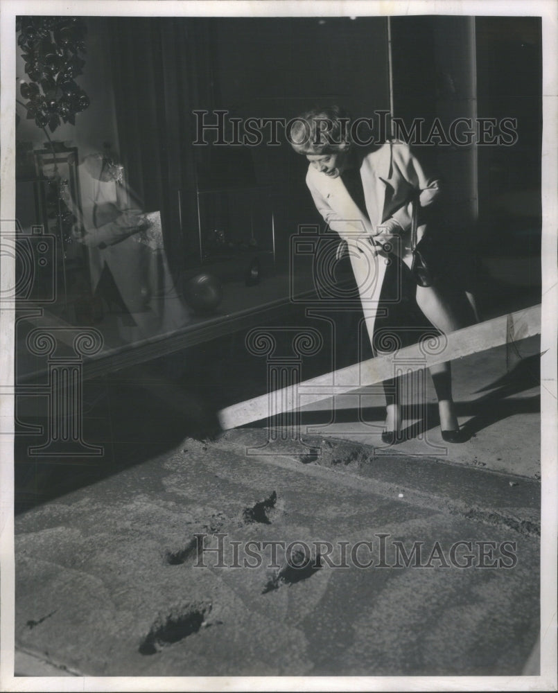 1962 Sidewalk Doris Packard Hinsdale Foot-Historic Images