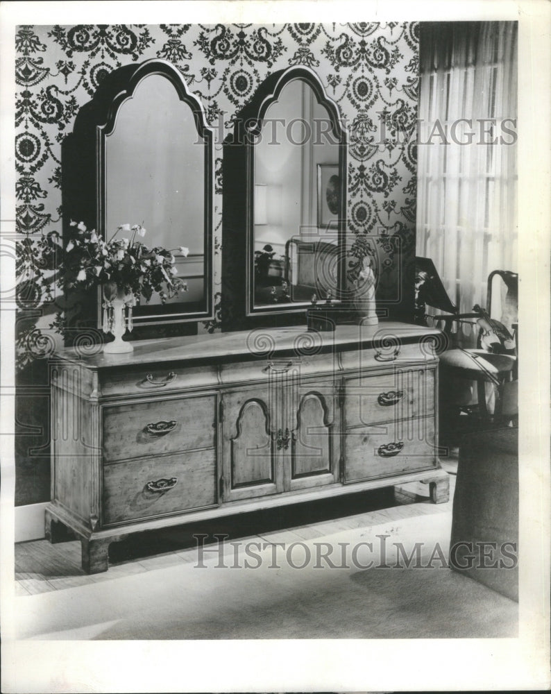 1961 Old Model Chest Furniture Table Mirror - Historic Images