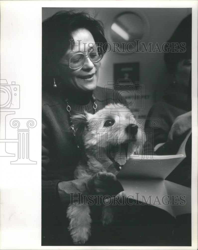 1989, Anti Cruelty Society Dogs Cat Animal - RRU16897 - Historic Images