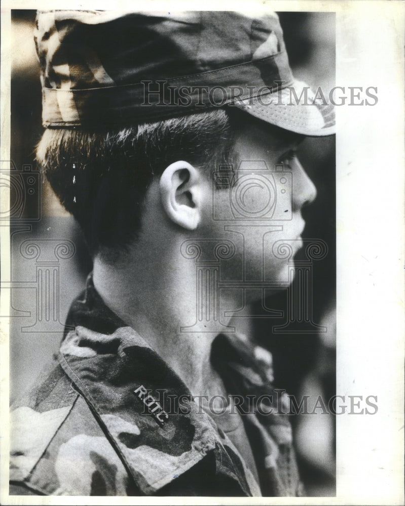 1982 Press Photo ROTC Unit Students Drill Awards Collar - RRU17071 - Historic Images