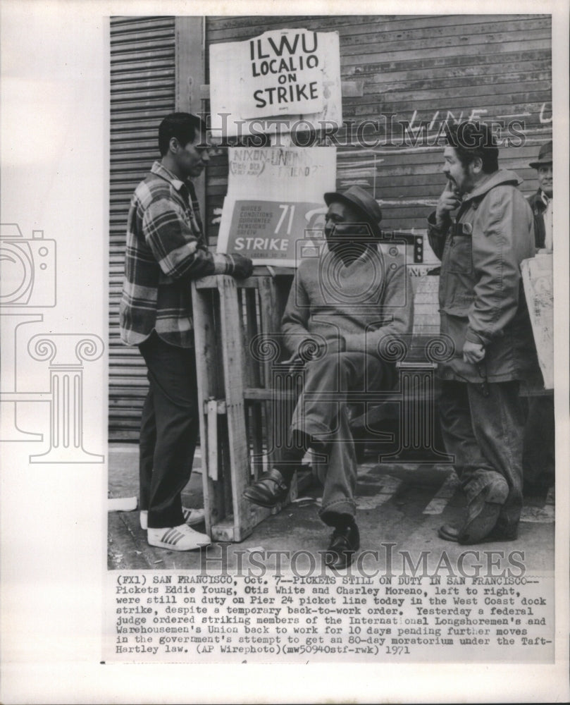 1971, Pickets Still On Duty in San Francisco - RRU17181 - Historic Images