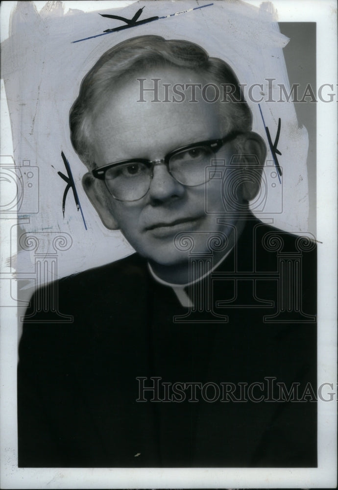 1973 Father Malcom Carron, S. J. - Historic Images