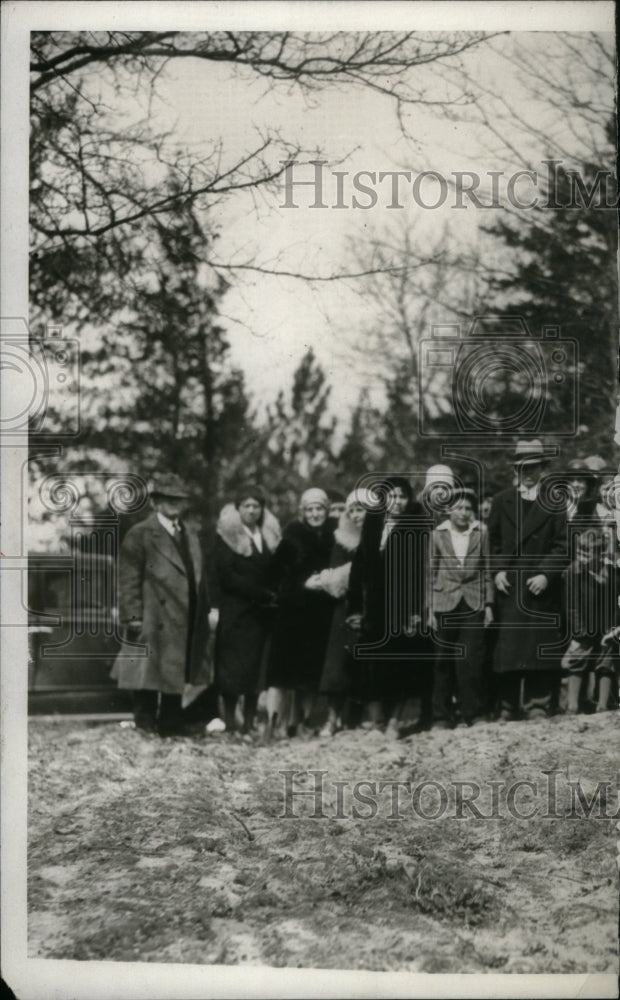 1931, women's club at Ogemaw Michigan forest - RRU18143 - Historic Images