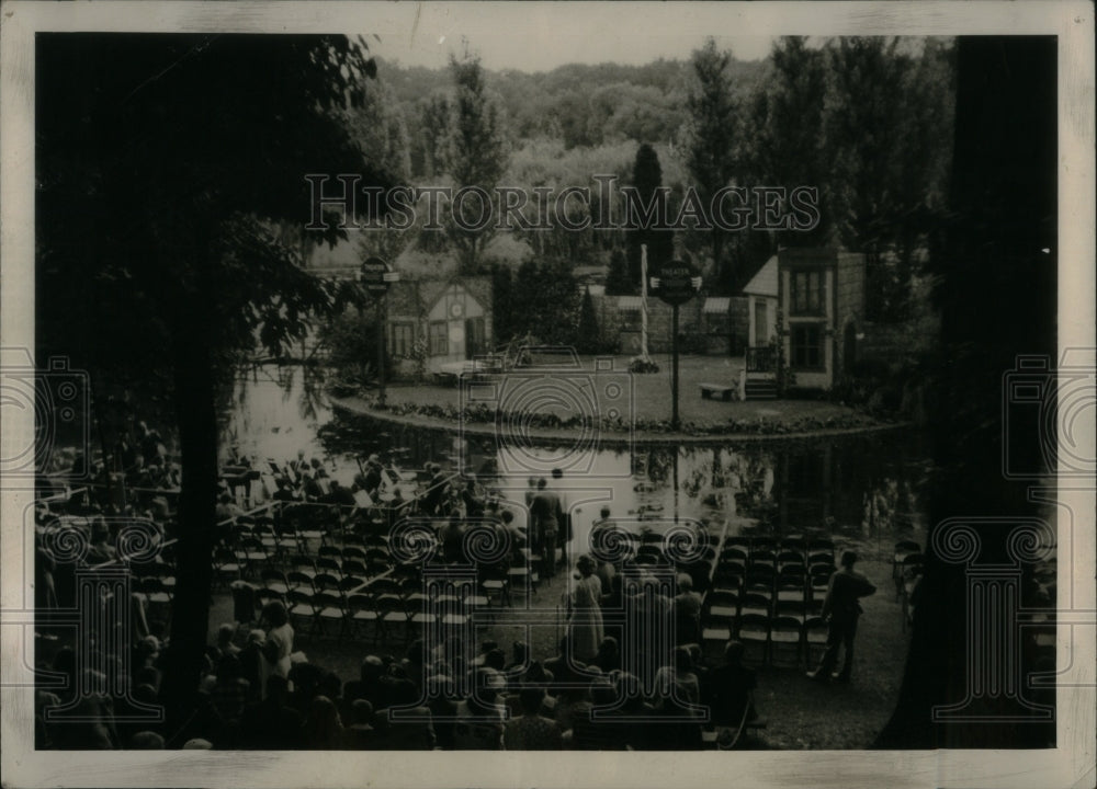 Press Photo International Friendship Gardens Indiana - Historic Images