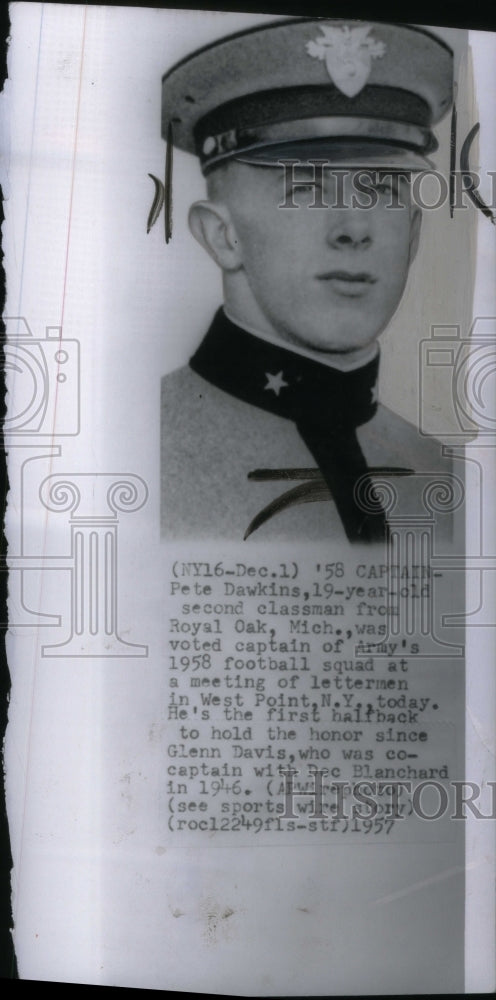 1957, 1958 Army&#39;s Football captain Pete Dawk - RRU19809 - Historic Images