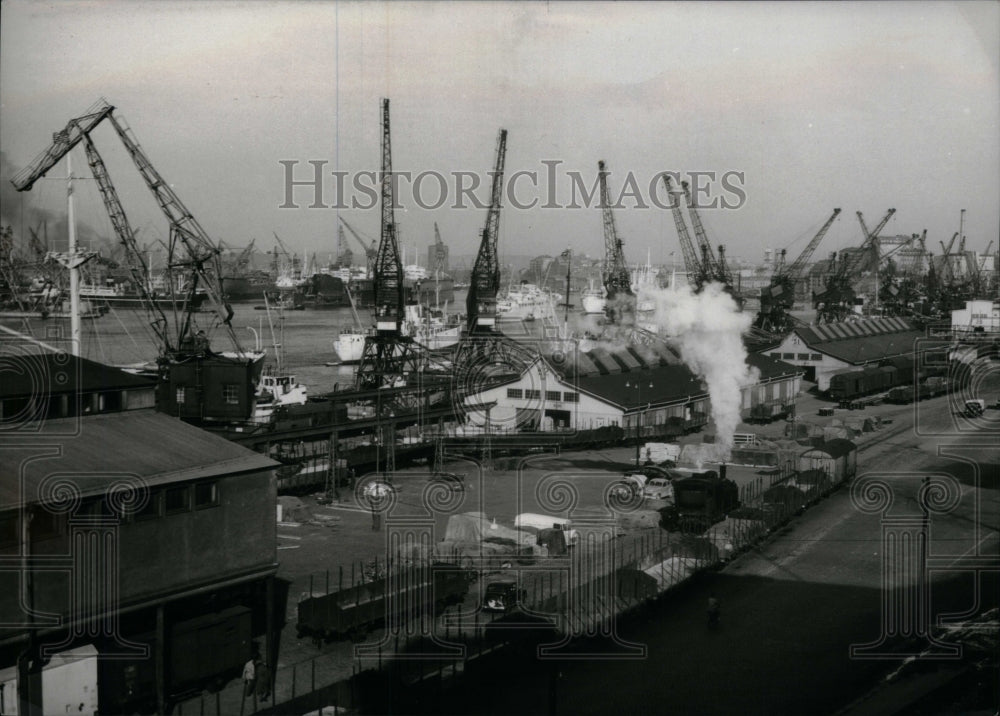 1985, View Of The Harbour Gothenburg, Sweden - RRU19965 - Historic Images