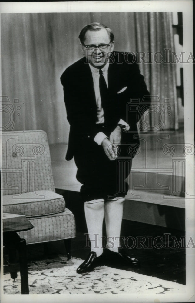 1964, Mickey Rooney Entertainer - RRU20651 - Historic Images