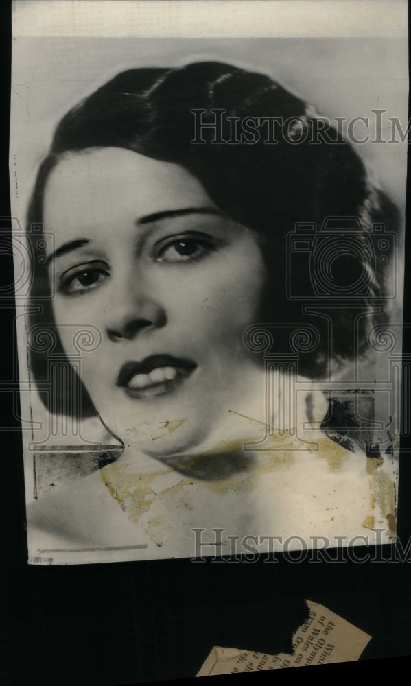 1924 Press Photo Suzanne Bennett Actress Captain Hubert - RRU20753 - Historic Images