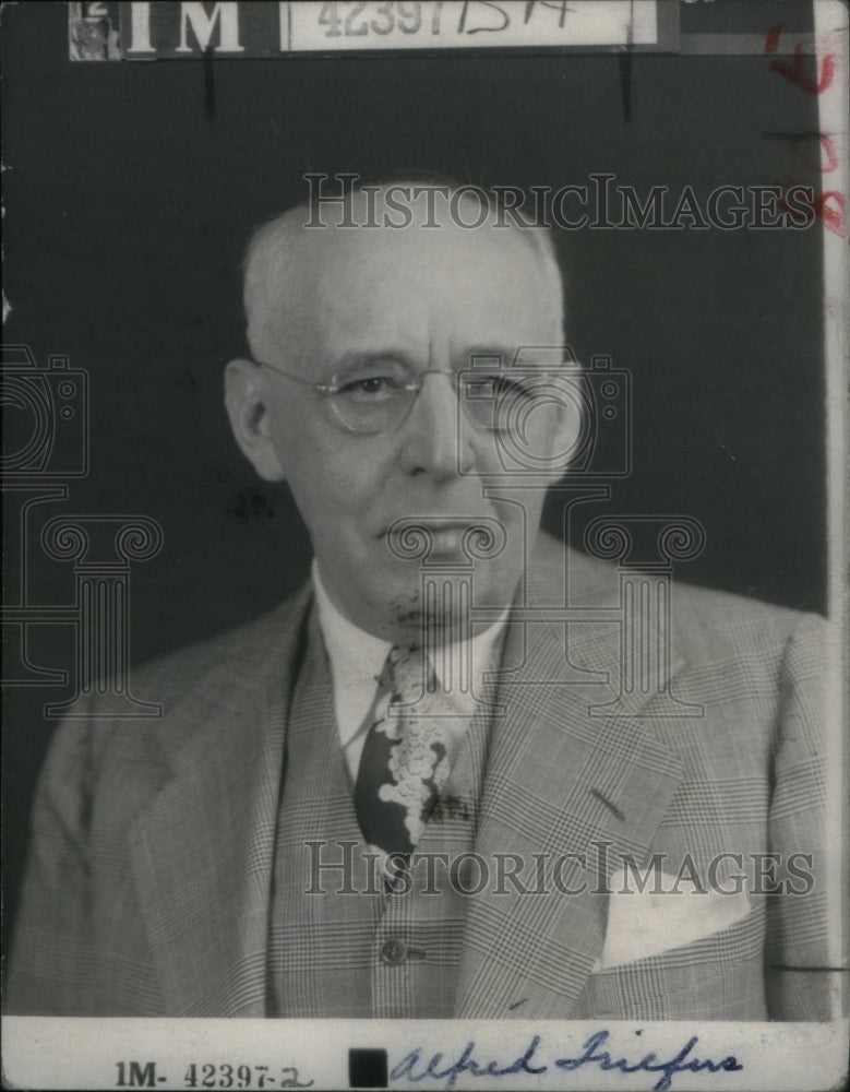 1955 Press Photo Alfred Triefus - RRU20931 - Historic Images