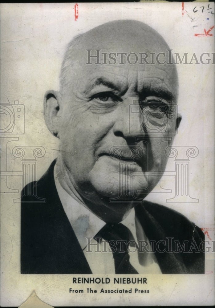 1966 Press Photo Reinhold Niebuhr, theologian &amp; comment - Historic Images