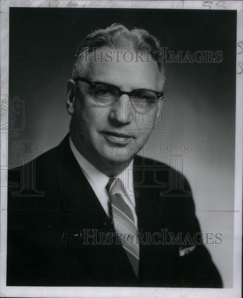 1961 Rev. Lester Thompson-Historic Images
