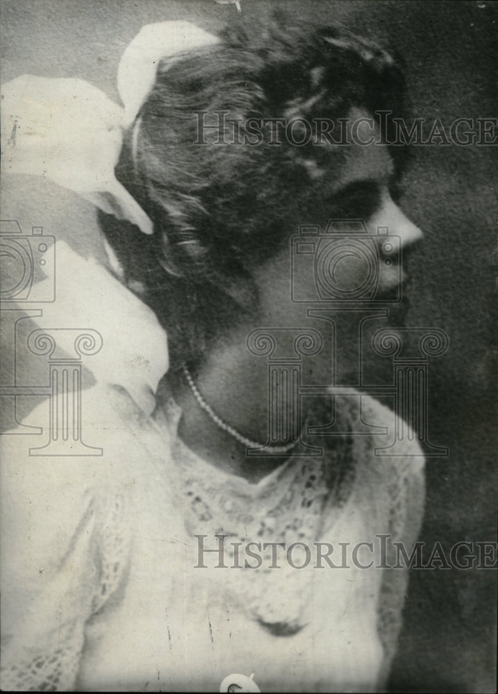 Press Photo Miss Genevieve Clark - RRU21841 - Historic Images