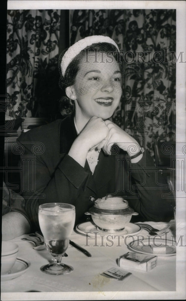 1954, Miss Patricia Sullivan - RRU22197 - Historic Images