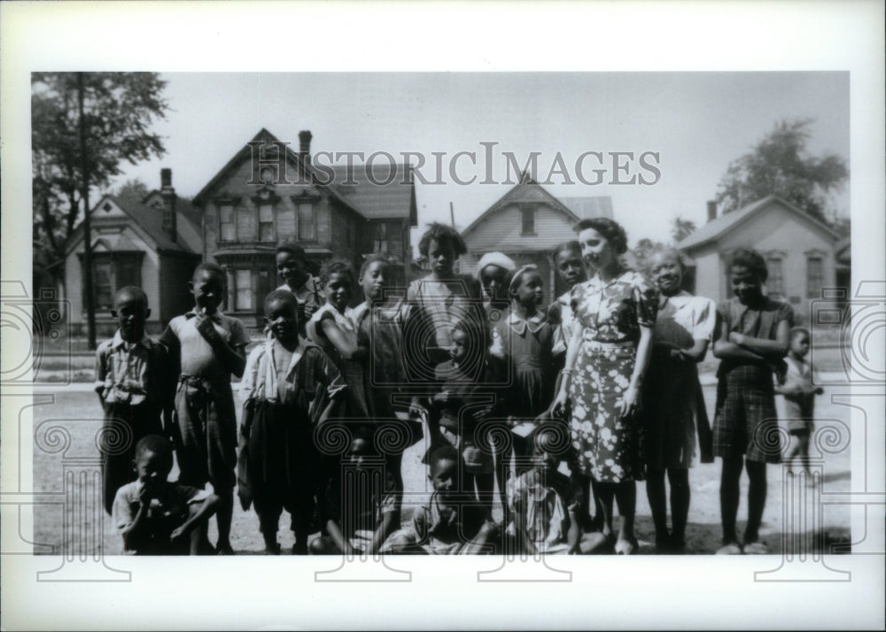 1937 Press Photo Hibray Bookmorble Merna Robi~eau Gray - RRU22383 - Historic Images