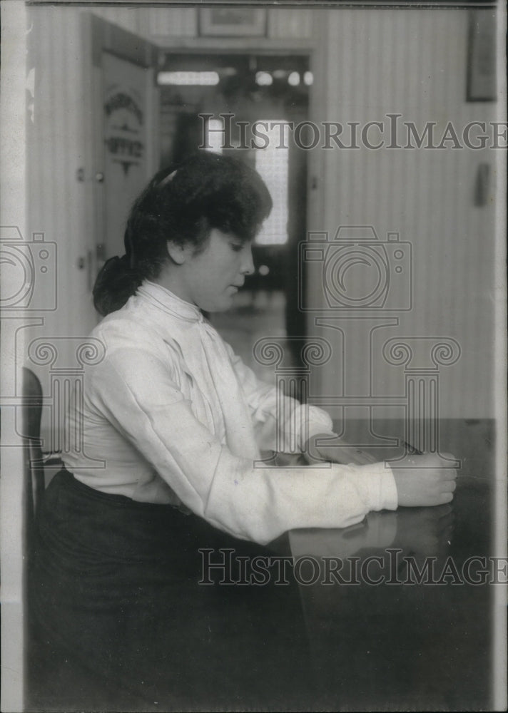 Press Photo Carmelina Fiorino mail order bride killed - RRU23897 - Historic Images