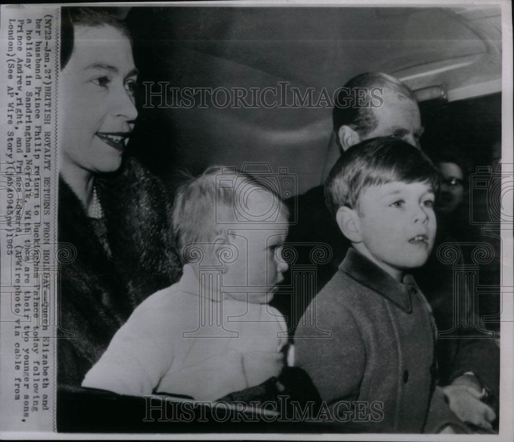 1965 Press Photo Queen Elizabeth Prince Philip Andrew - Historic Images