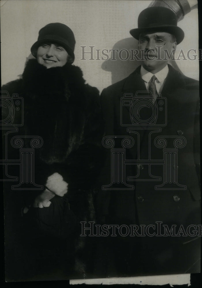 1930 Press Photo Mr Mrs Marshall Chicago Divorced Two - RRU24333 - Historic Images