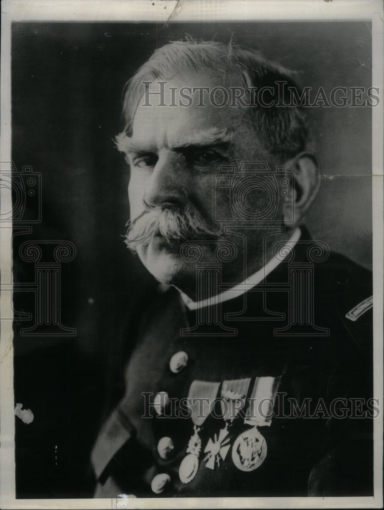 1930, Marshal Joffre seriously Ill hero - RRU24897 - Historic Images