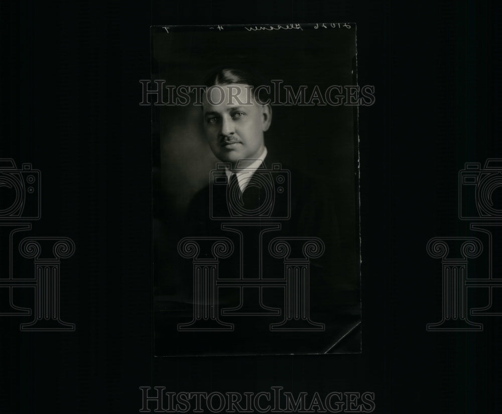 1926, Weanl Glessner Warner Profile Picture - RRU25105 - Historic Images
