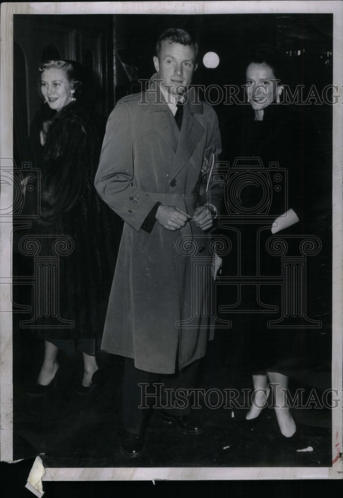 1953, Mrs. Luckadoo Oberfelder Event - RRU26513 - Historic Images