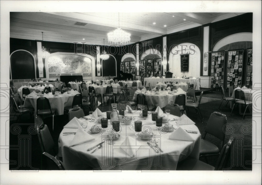 1985 North Shore Retirement Hotel Ballroom - Historic Images