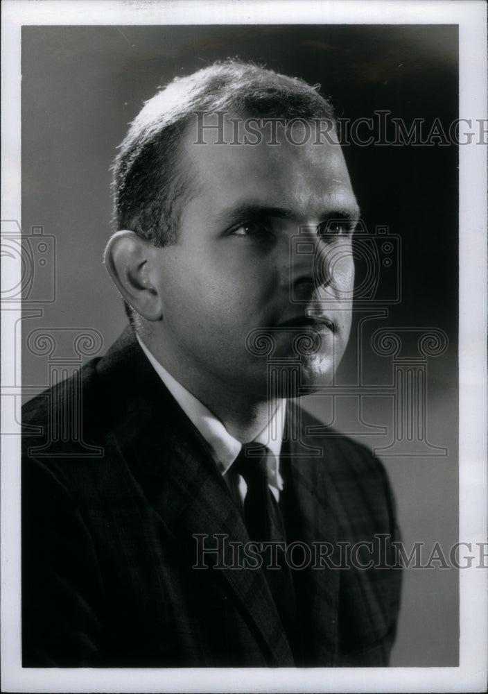 1967 Press Photo Actor John C. Weckesser, Wayne State - Historic Images