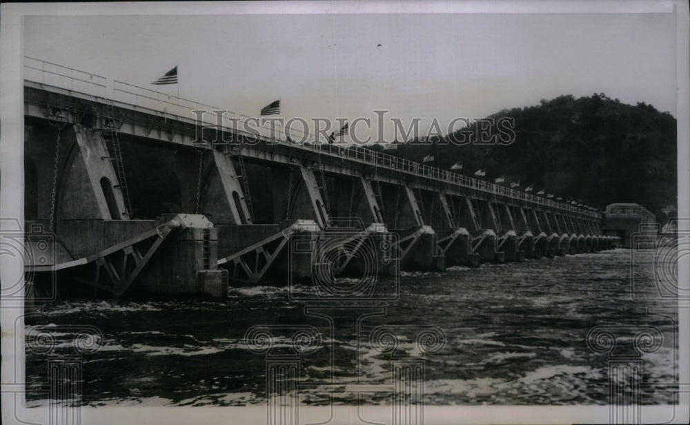 1935 Dam on Mississippi River in Alma Wisc - Historic Images