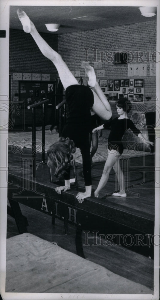 1965 Kids In Gymnastic Class Beam Floor - Historic Images