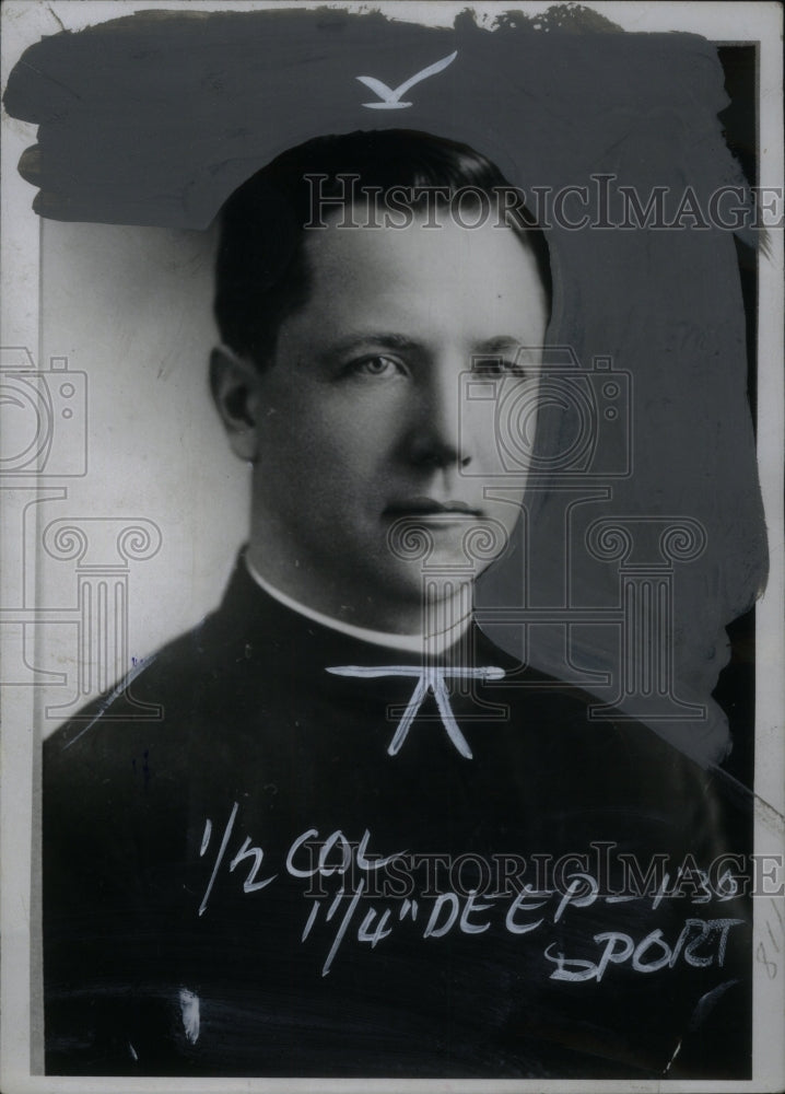 1931 Detroit Priest Rev William Millor - Historic Images