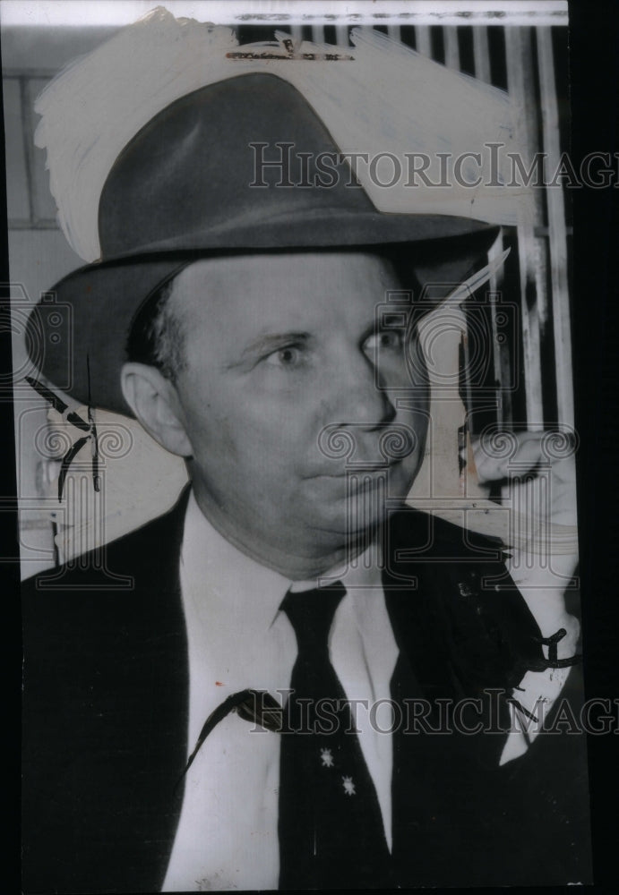 1956 Press Photo Ongrlo Bruno Deportation Case - Historic Images