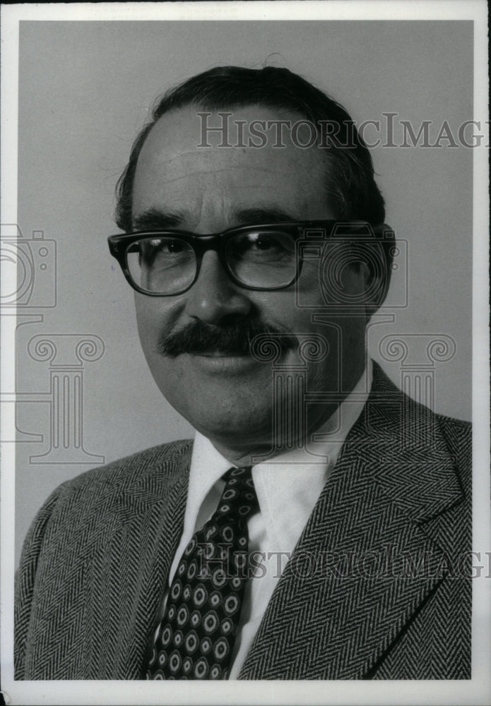 1974 Press Jacques Cousin President Medical Center Det - Historic Images