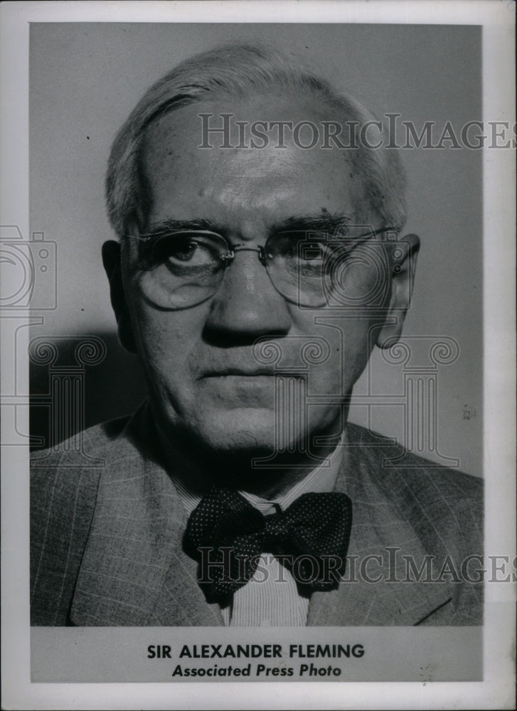 1949, Alexander Fleming Scientist Magazine - RRU28737 - Historic Images