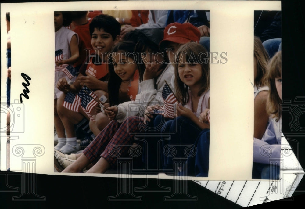 1986, Children participated Memorial day - RRU28913 - Historic Images