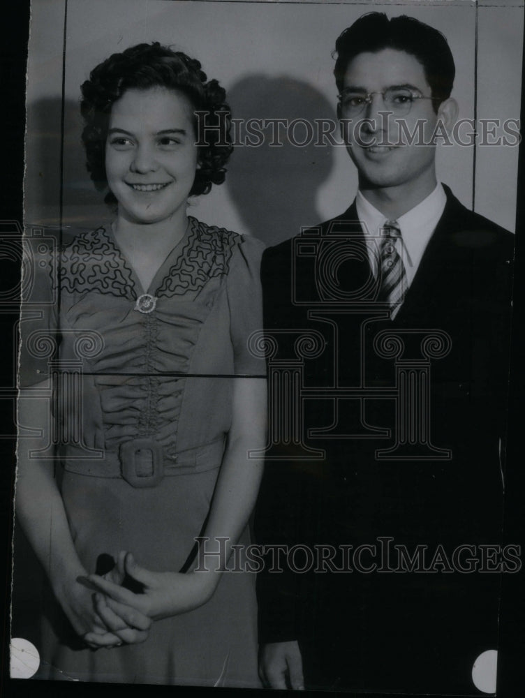 1941 Press Photo High Honor Baker Boy Green Baca Nettie - Historic Images