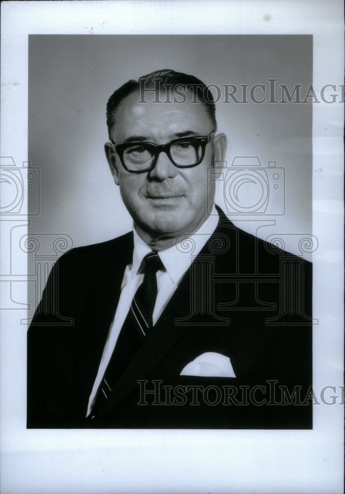 1970 Thomas H Maxon Politics - Historic Images