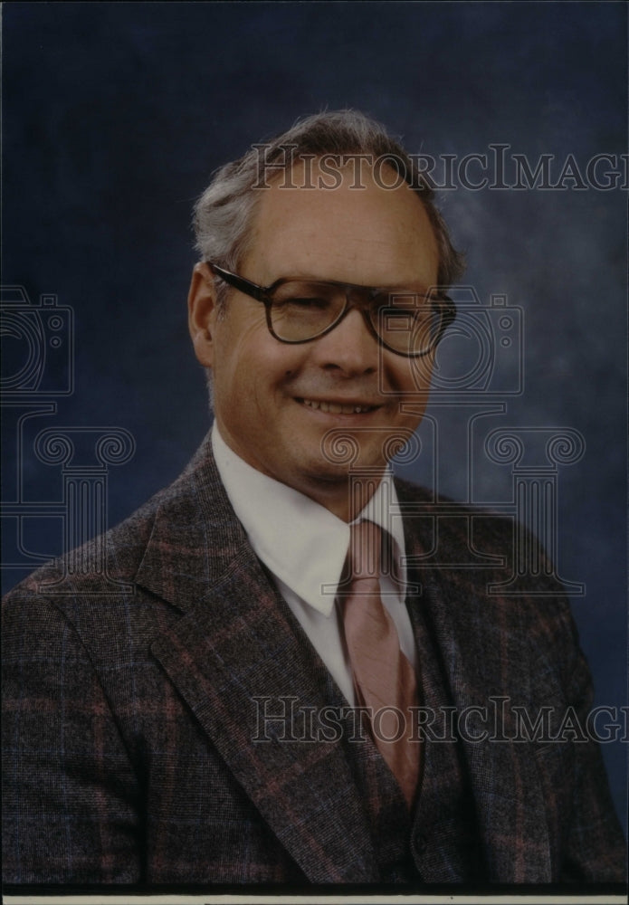 1983 Press Photo Representatvie John M. Maynard - Historic Images