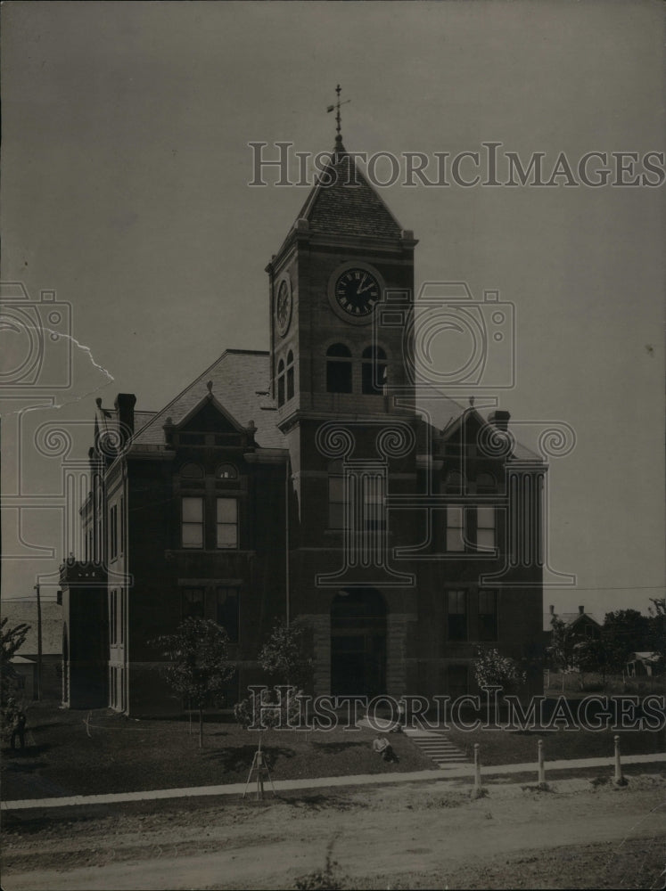 Press Photo Red Wilson Court House - Historic Images