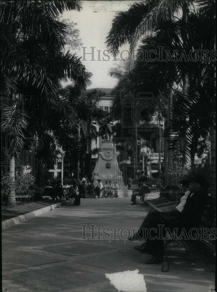 1929 Brazil city. - Historic Images