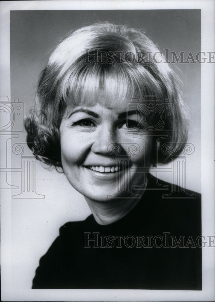 1972 Press Photo TV Personality Carol Duvall - Historic Images