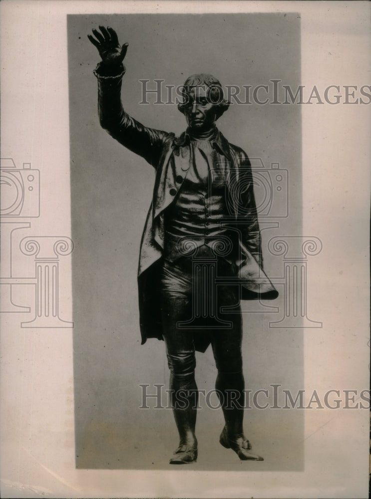 1922, Bronze statue of Edmund Burke, to U.S. - RRU30777 - Historic Images