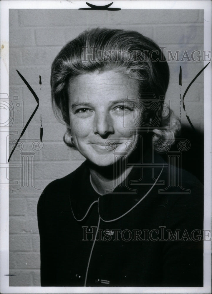 1971 Press Photo Mrs. Lawrence D. Bull - RRU30791 - Historic Images