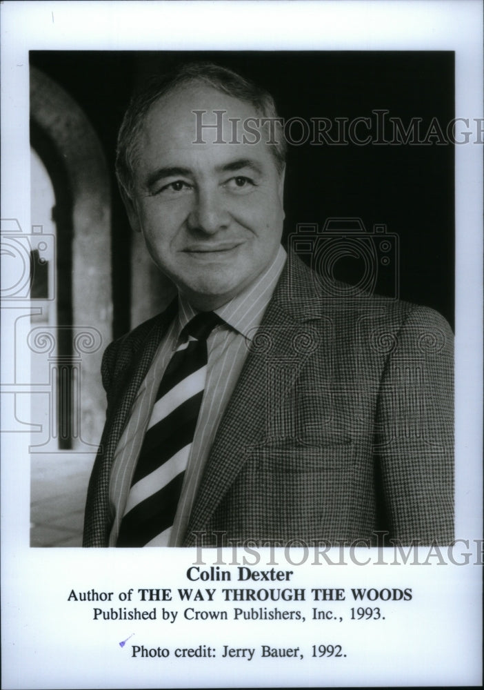 1993, Colin Dexter,The Way Through the Woods - RRU30953 - Historic Images