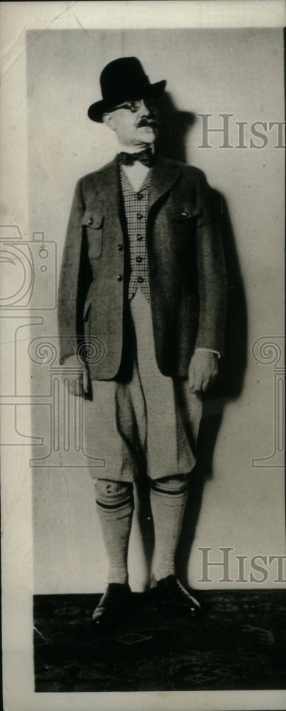 1928 Press Photo Knickerbocker Cloth Dress Suit Coat - Historic Images