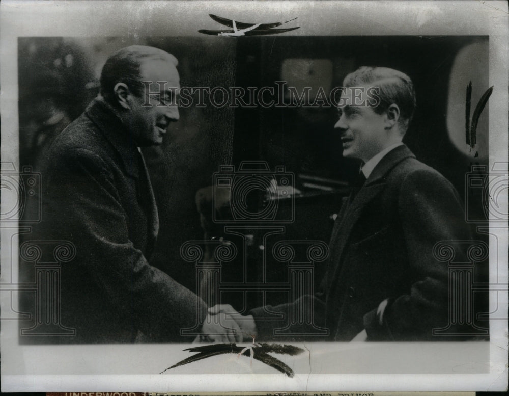 1965 Press Photo Prince of Wales, greet Stanley Baldwin - Historic Images