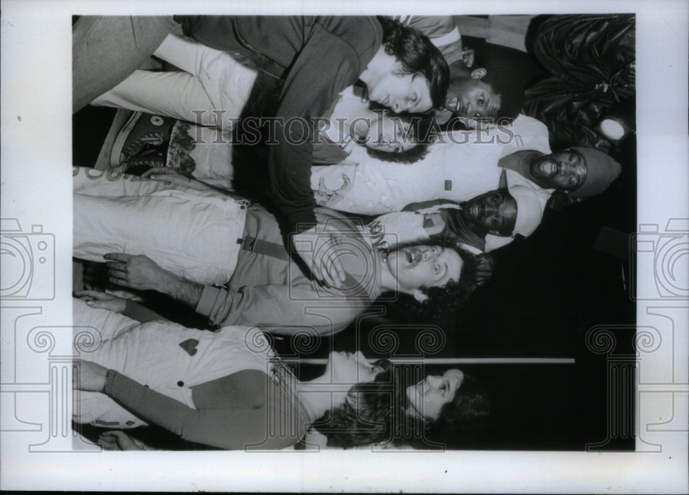 1975 Press Photo Jason Brett Bruce Rodgers Wright Play - Historic Images