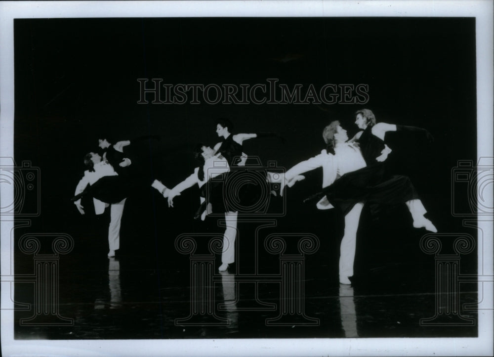 Press Photo Hubbard Street Dance Compnay Civic Opera - RRU32073 - Historic Images