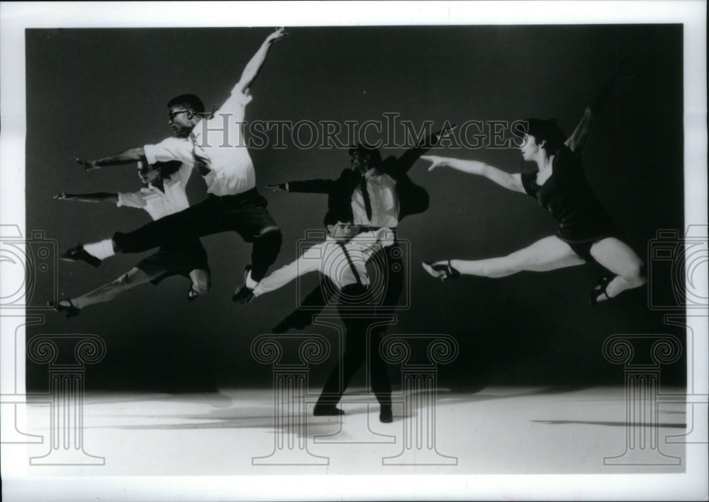 Press Photo Hubbard Street Cance Chicago Paramount Art - Historic Images