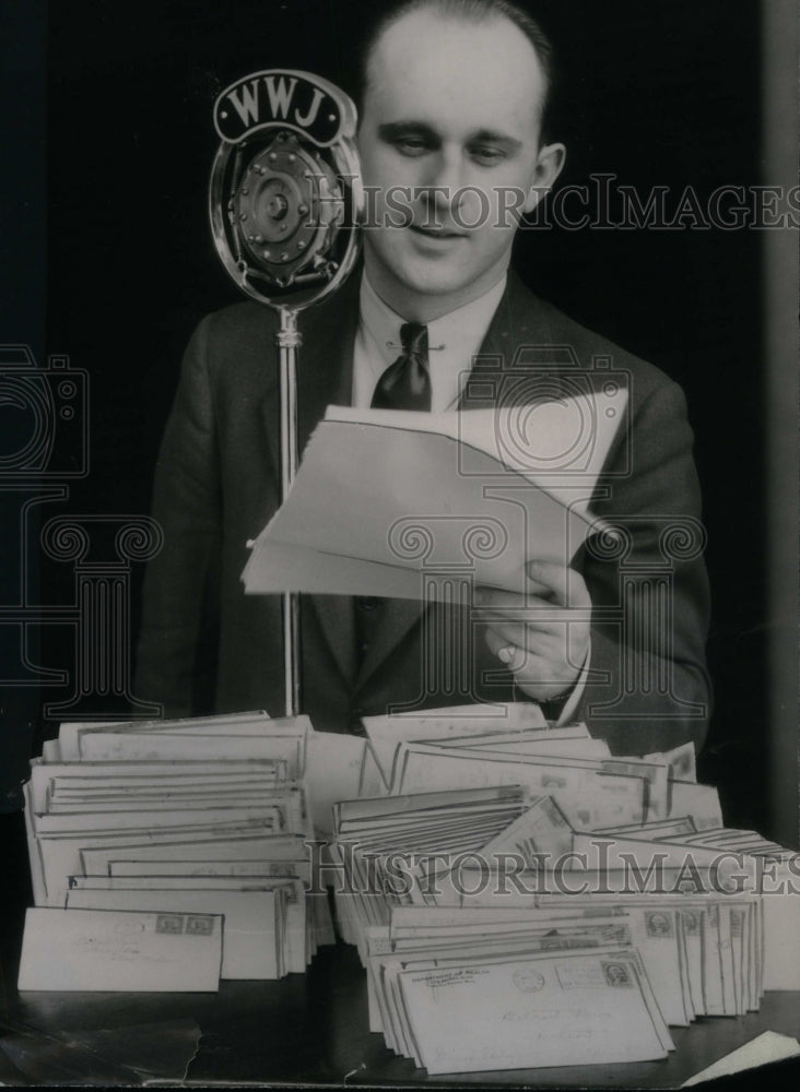 1936 W M Misihler Radio Announcer Postcards - Historic Images