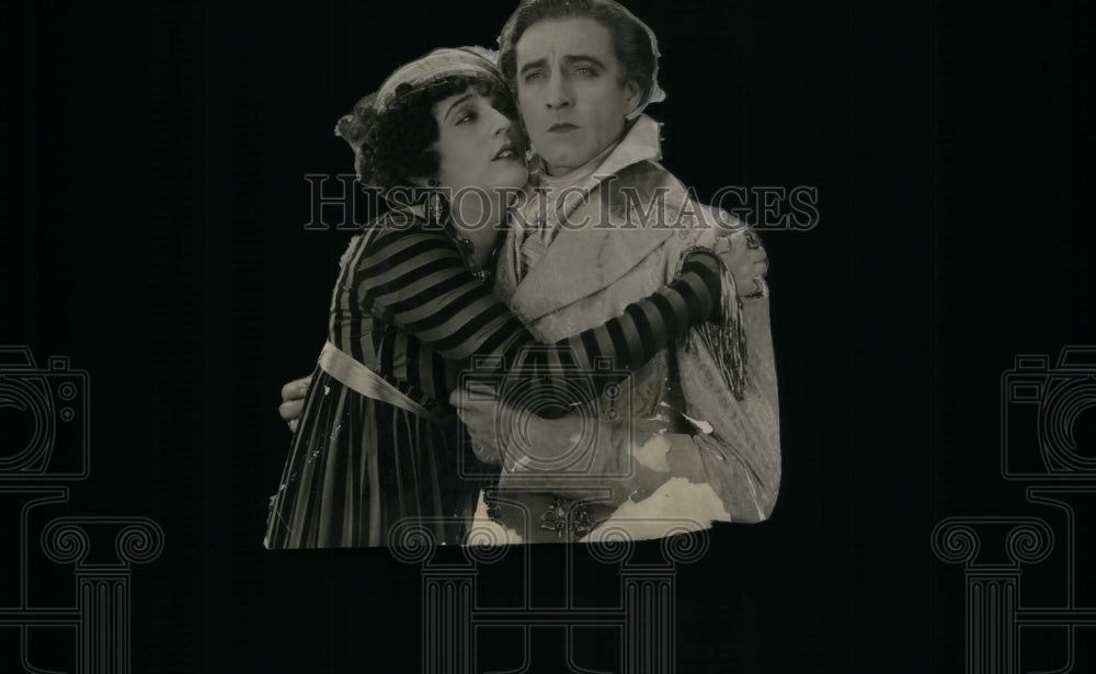 1926 Press Photo Carmell Meyers John Berrym~~~ Close - Historic Images