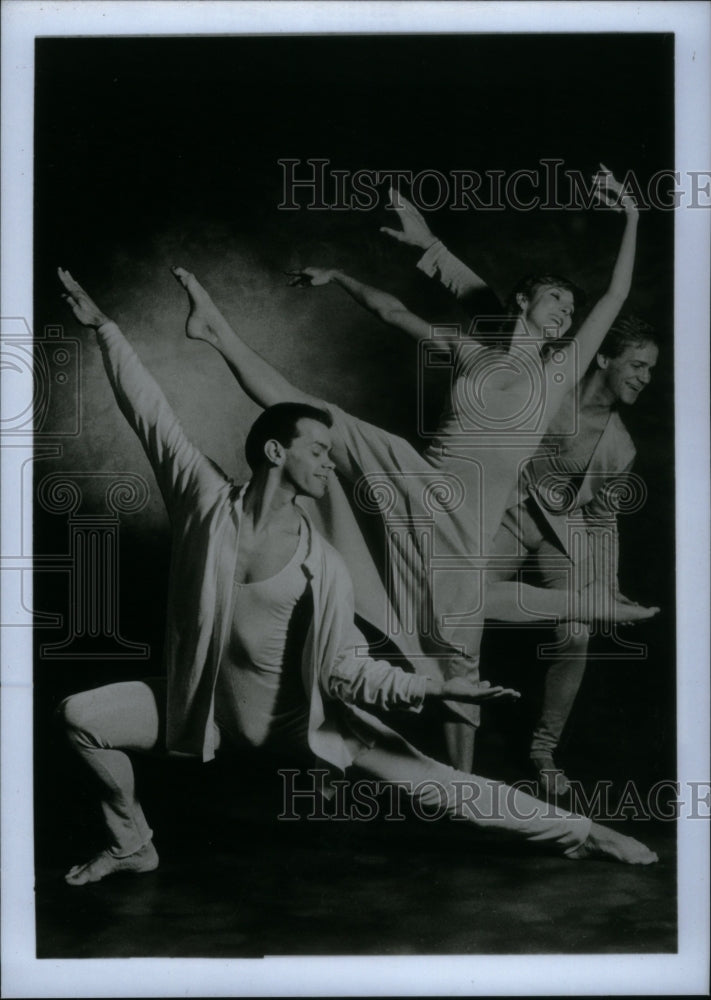 Press Photo Hubbard Street Dance Company Civic Opera - RRU34025 - Historic Images